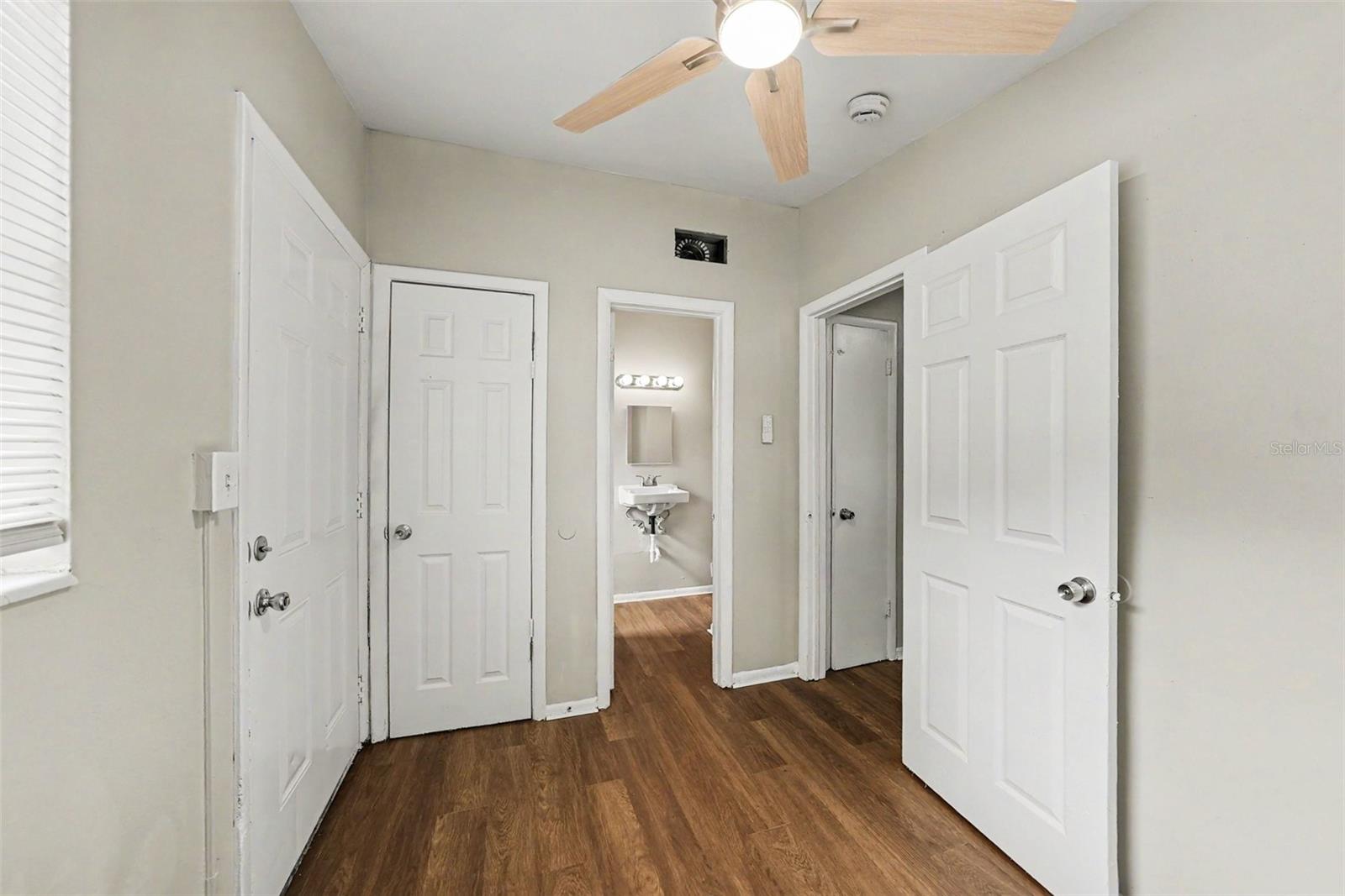 GEORGIA TERRACE - Residential Lease