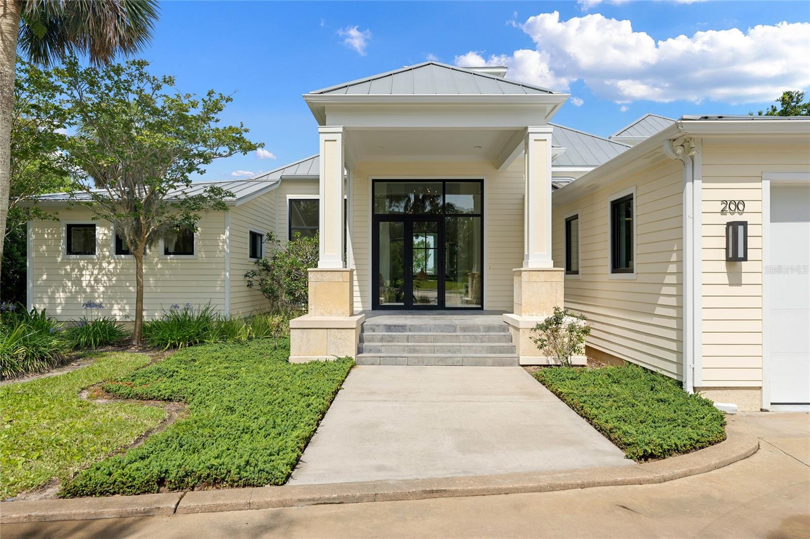 NOT IN A SUBDIVISION - Residential