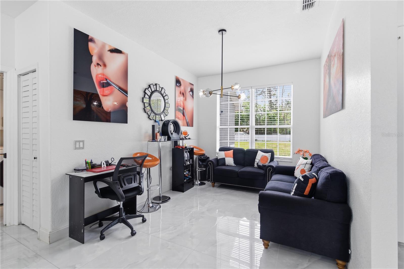 BERKELEY TOWNSITE OF - Residential