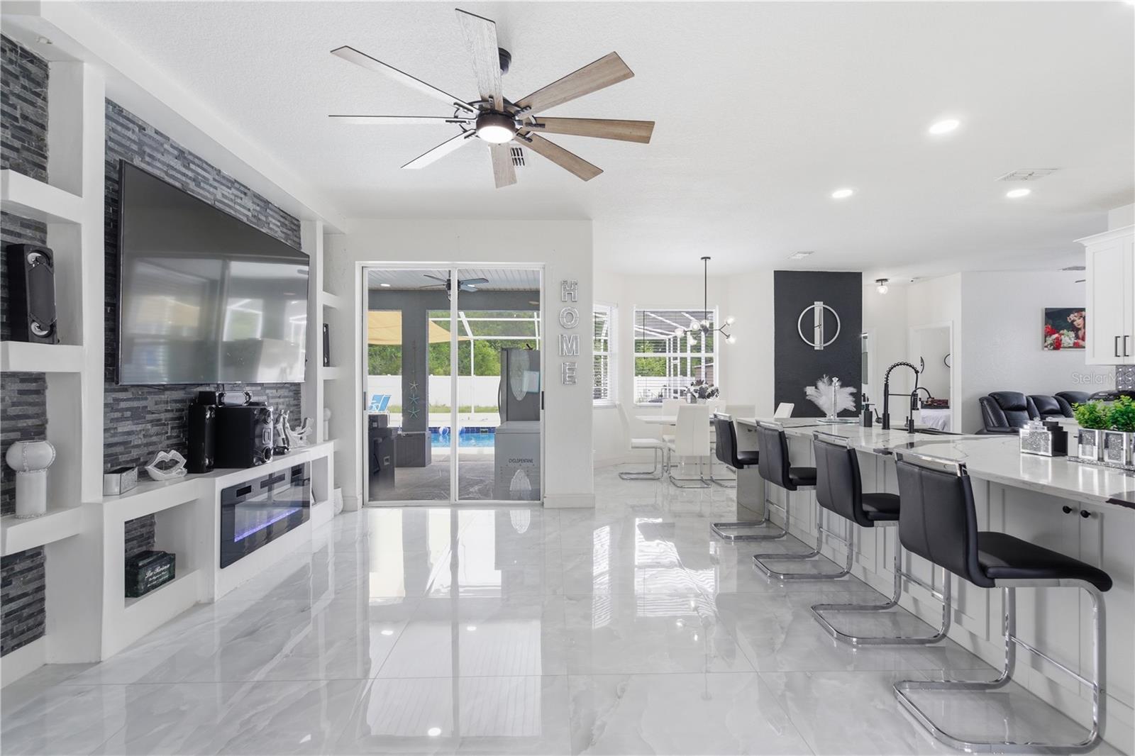 BERKELEY TOWNSITE OF - Residential