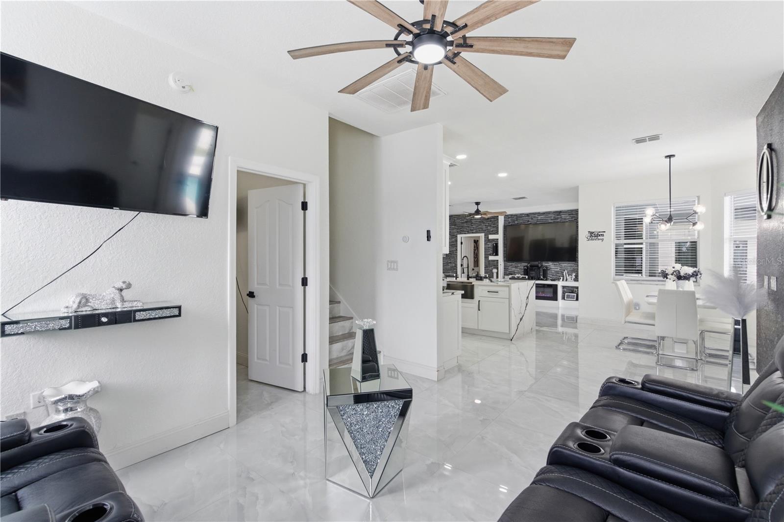 BERKELEY TOWNSITE OF - Residential