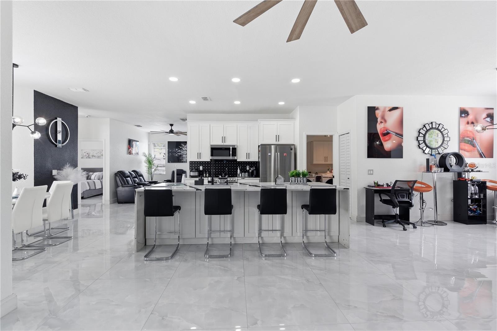 BERKELEY TOWNSITE OF - Residential