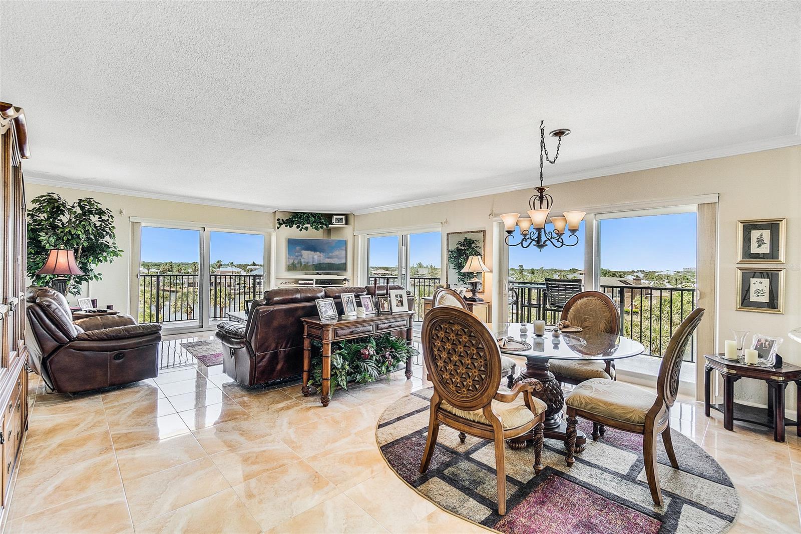 Diamond Head Point Condo - Residential