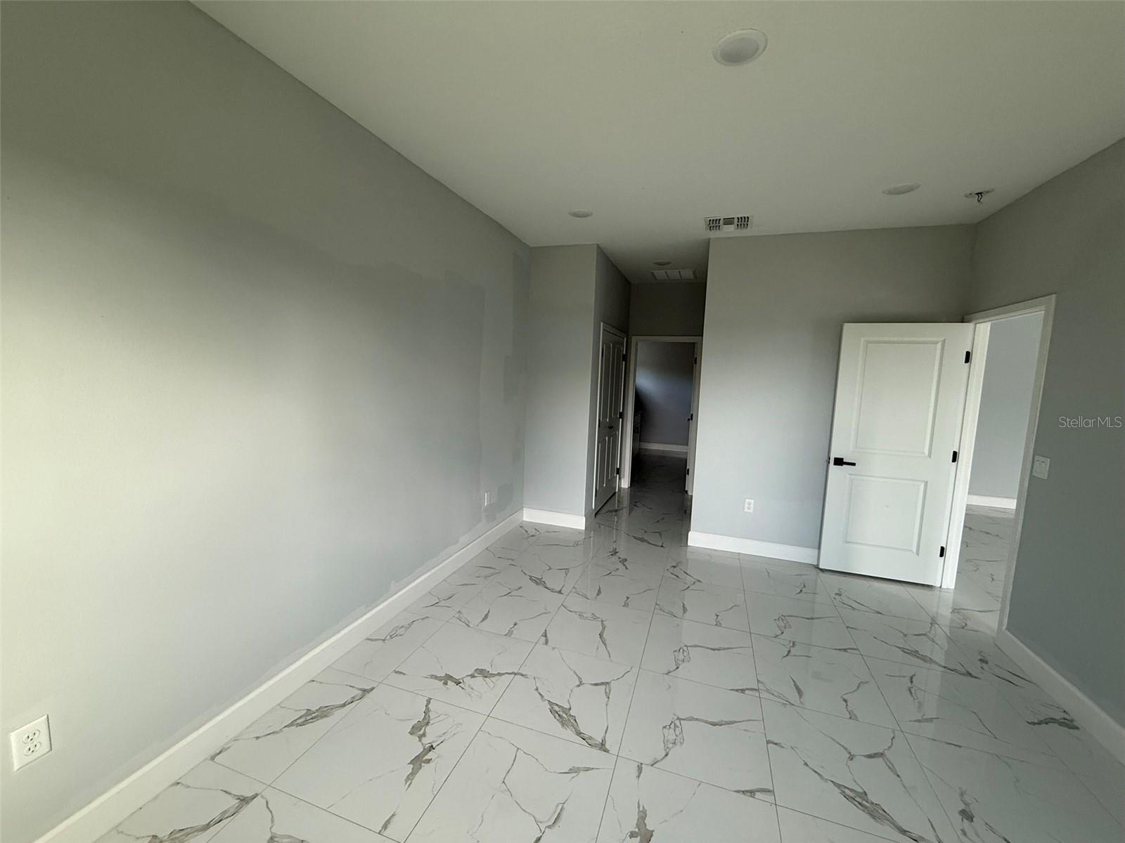 ROTONDA HEIGHTS - Residential Lease