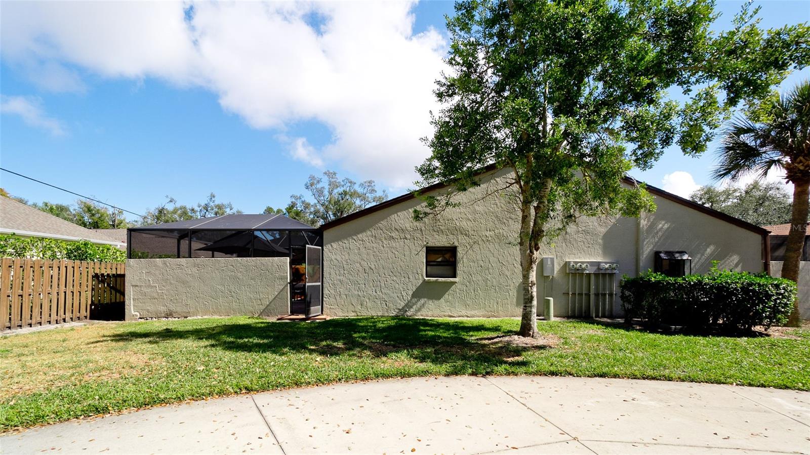 FORTY THREE WEST PALMS - Residential