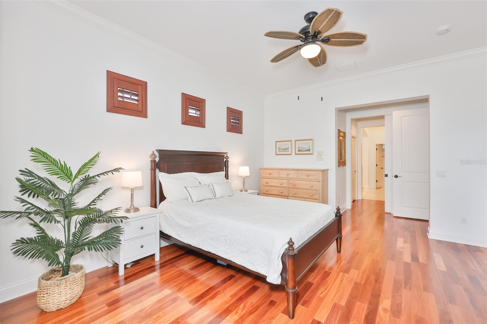 MIRABAY PH 3C-1 - Residential