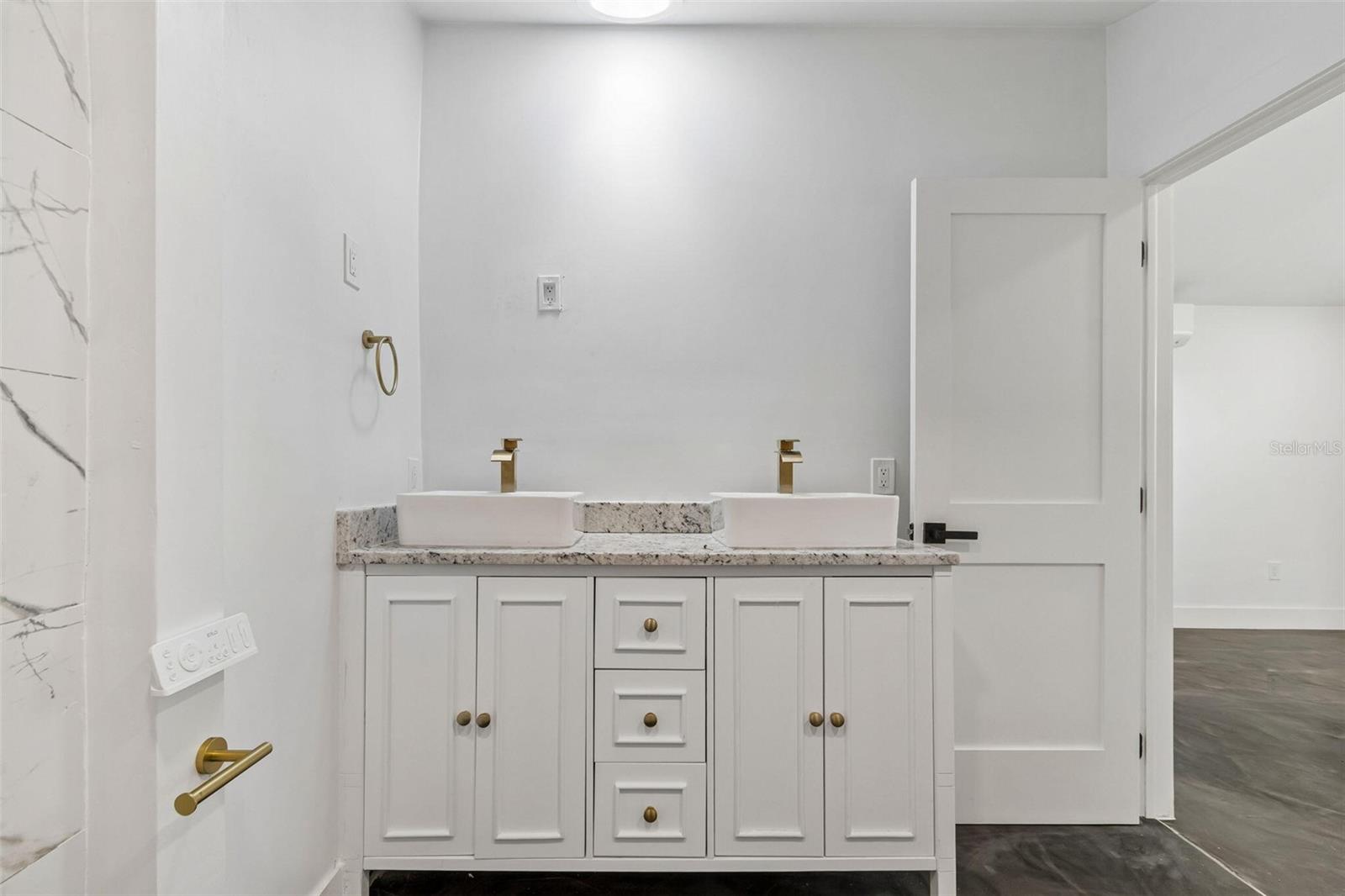 GRAND VIEW TERRACE - Residential