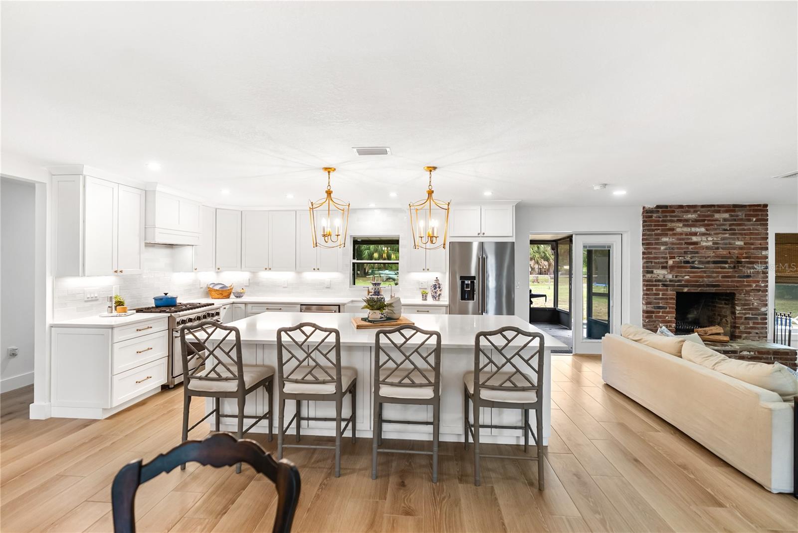 ACREAGE - Residential