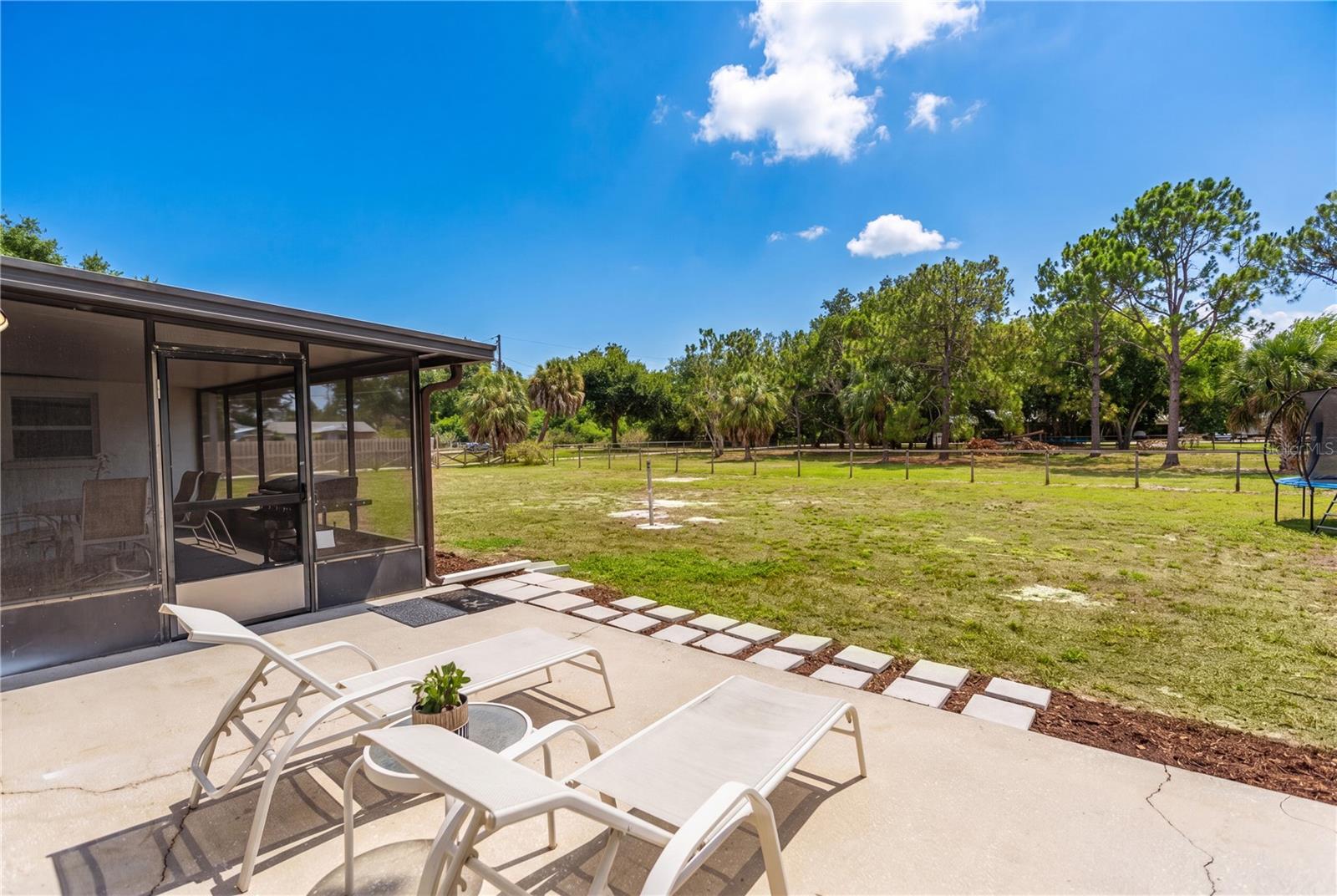 ACREAGE - Residential