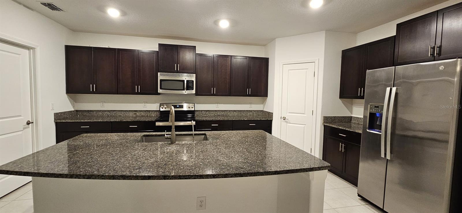 ENCLAVE AT VENTANA - Residential