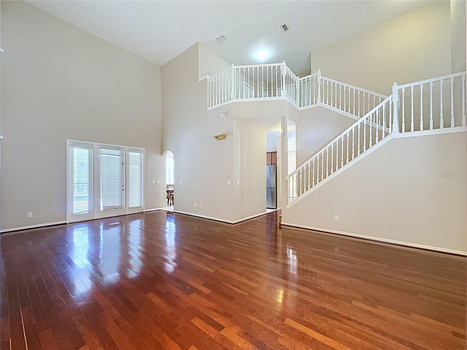 PINEWOOD COUNTRY ESTATES - Residential