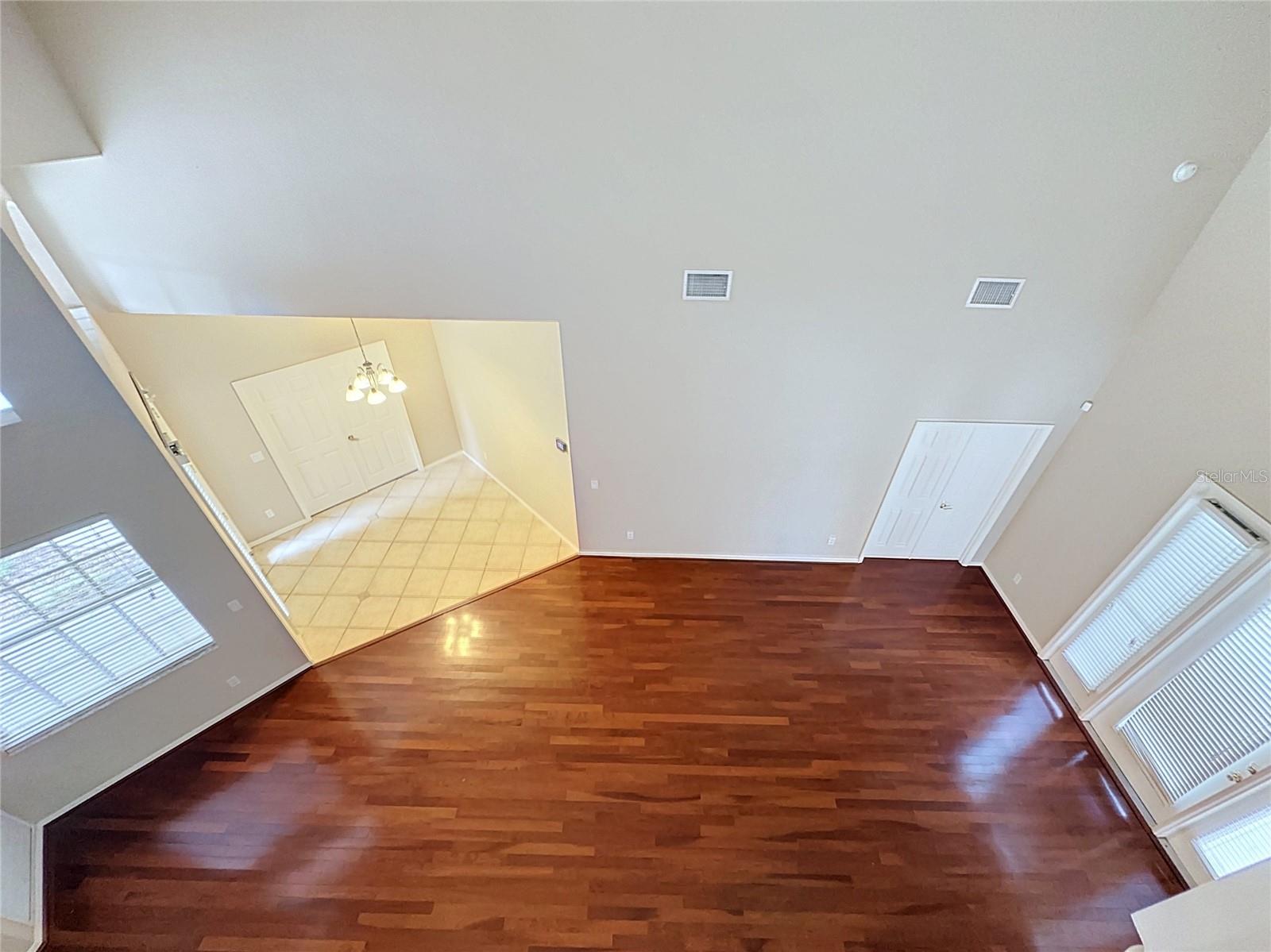 PINEWOOD COUNTRY ESTATES - Residential