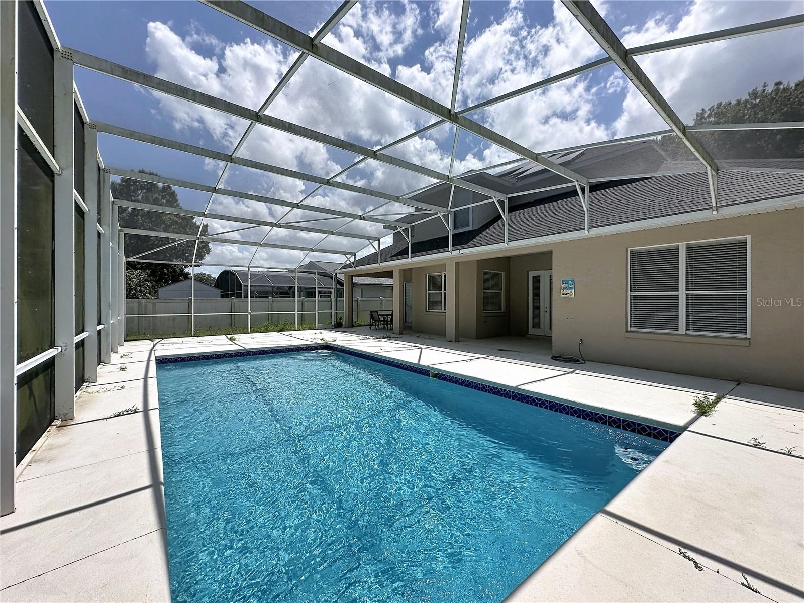 PINEWOOD COUNTRY ESTATES - Residential