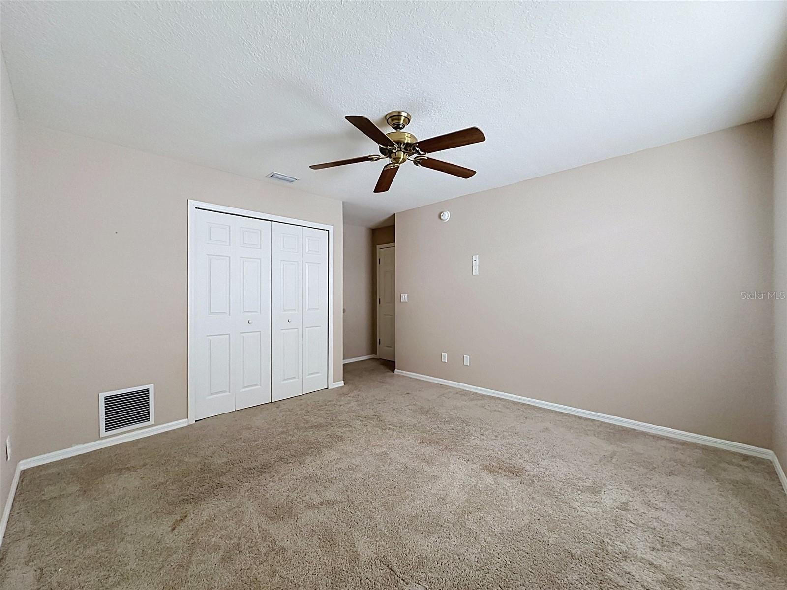 PINEWOOD COUNTRY ESTATES - Residential