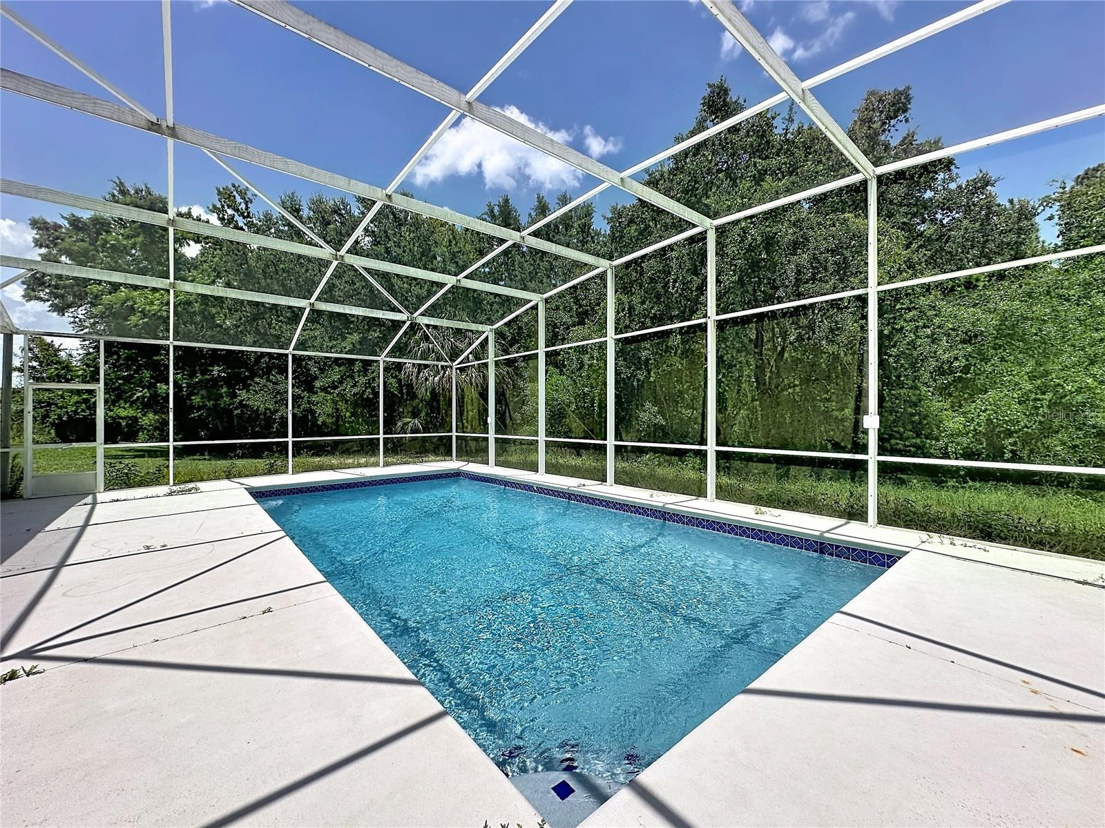 PINEWOOD COUNTRY ESTATES - Residential