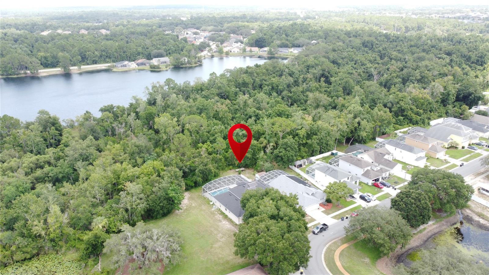 PINEWOOD COUNTRY ESTATES - Residential