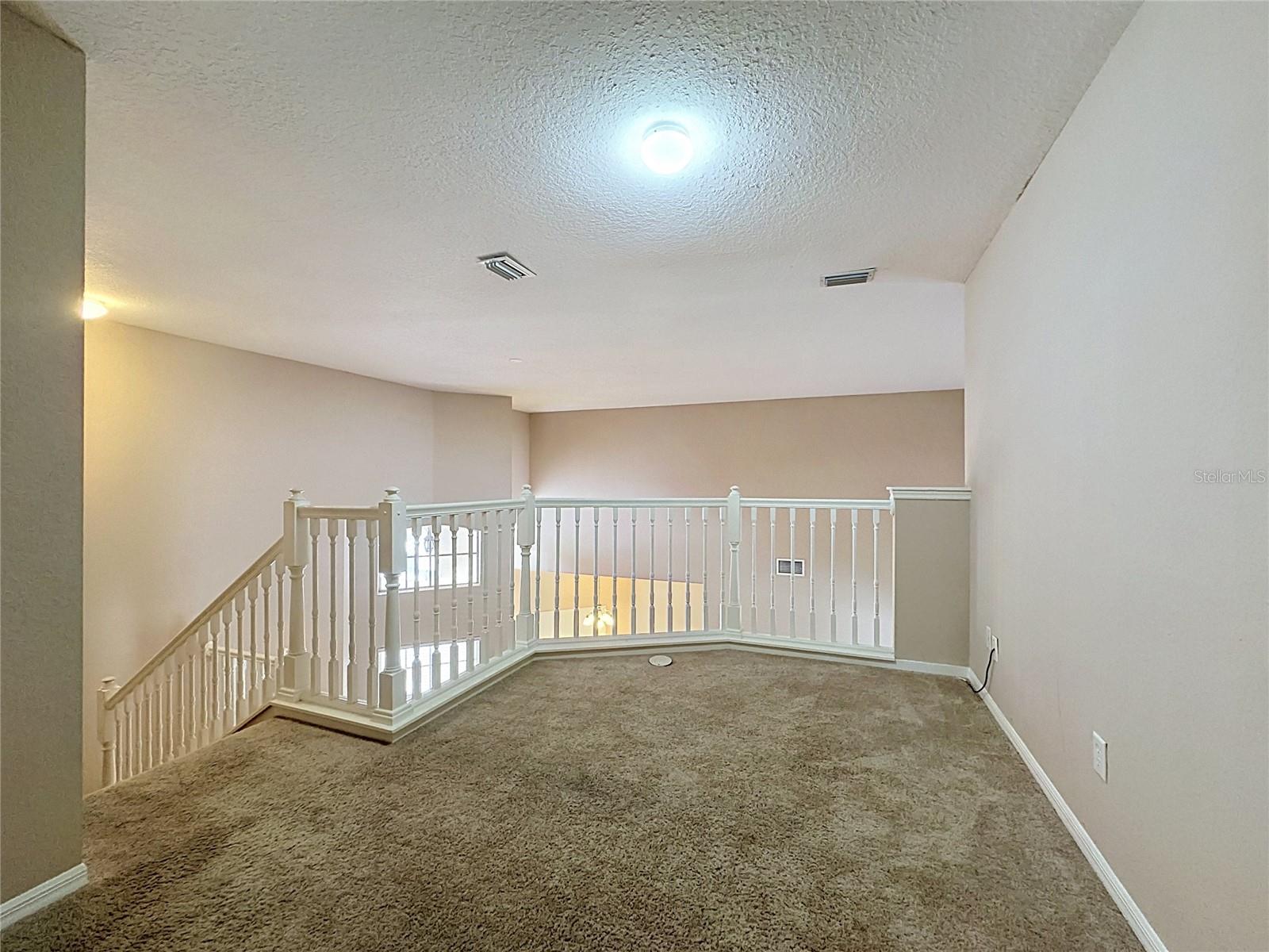 PINEWOOD COUNTRY ESTATES - Residential