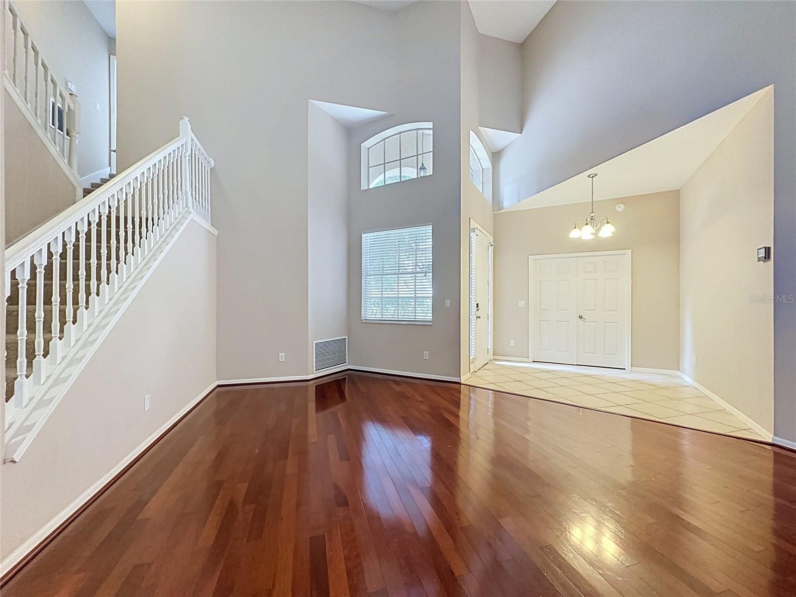 PINEWOOD COUNTRY ESTATES - Residential