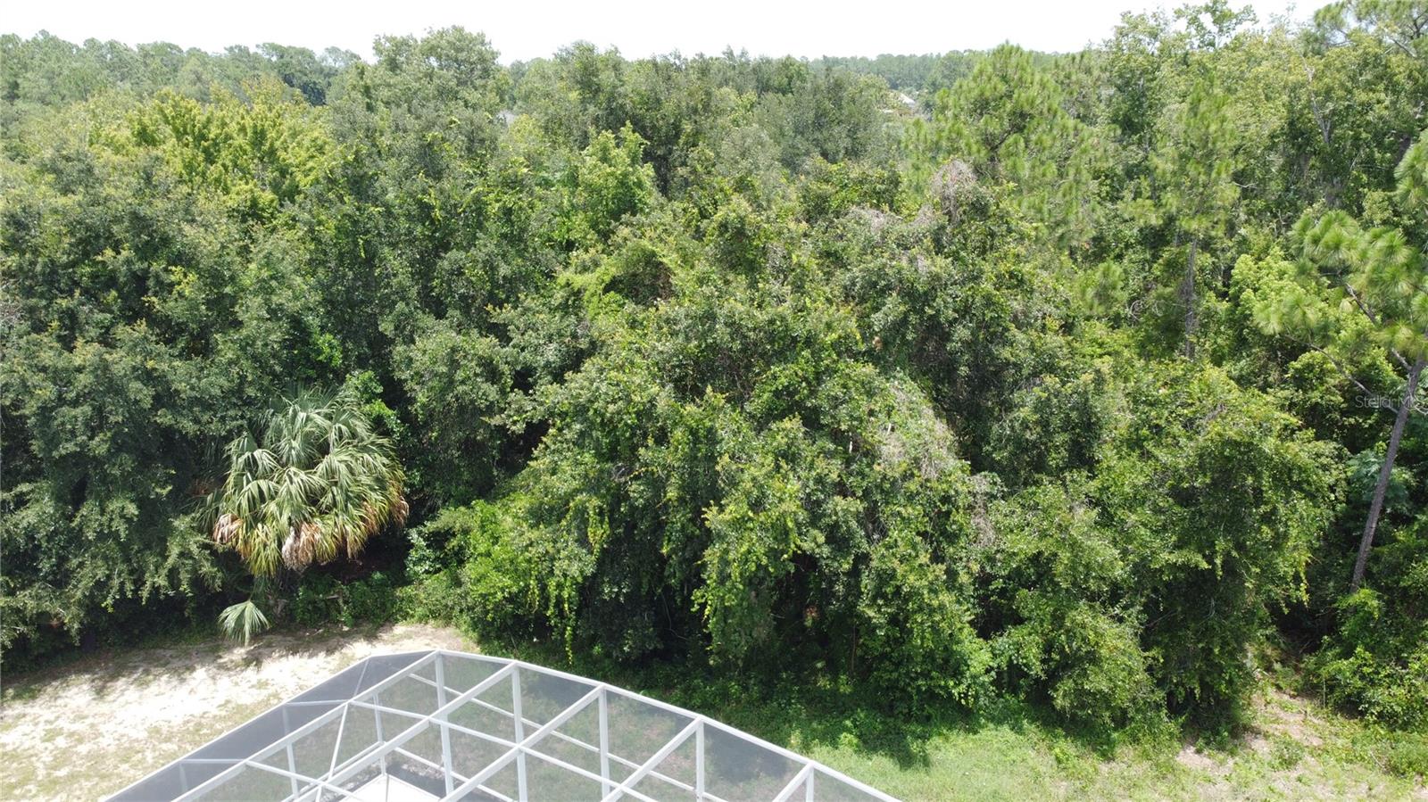 PINEWOOD COUNTRY ESTATES - Residential