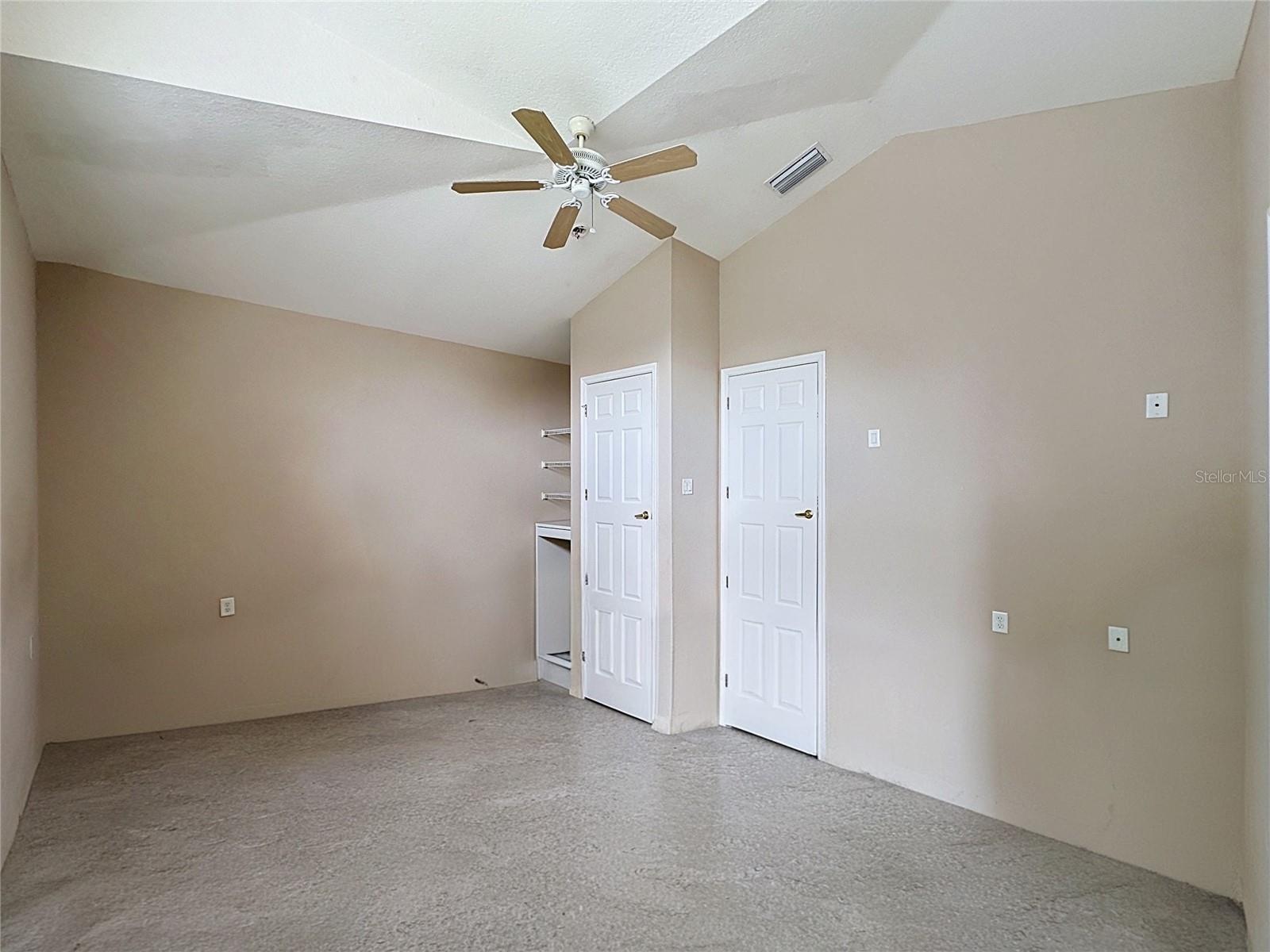 PINEWOOD COUNTRY ESTATES - Residential