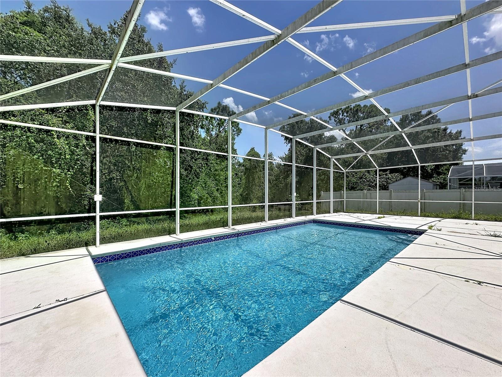 PINEWOOD COUNTRY ESTATES - Residential