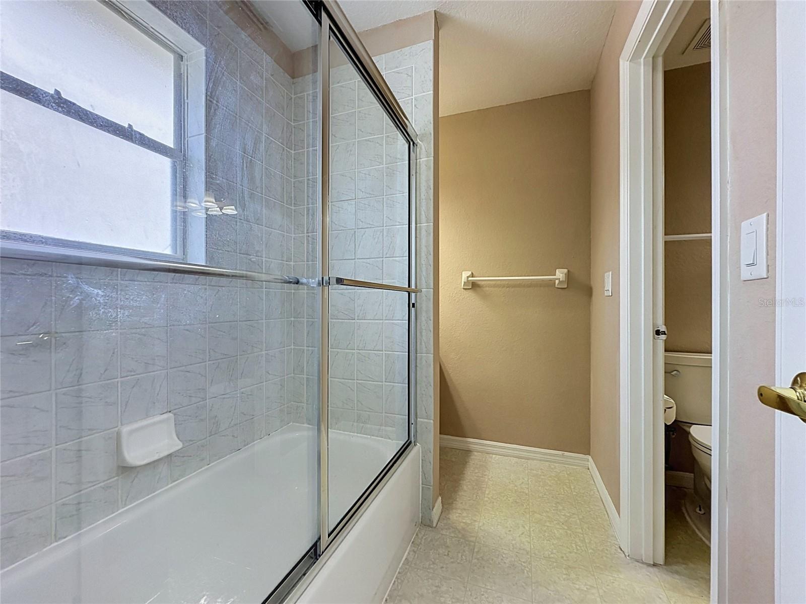 PINEWOOD COUNTRY ESTATES - Residential