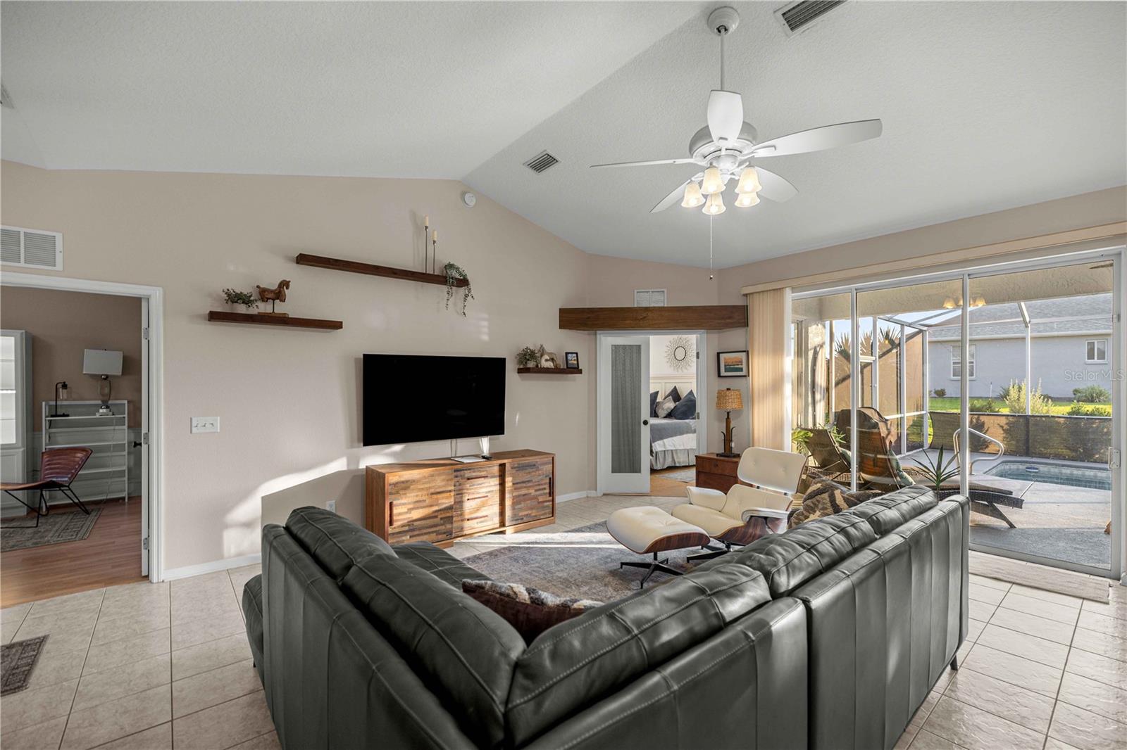 OCALA PALMS 07 - Residential