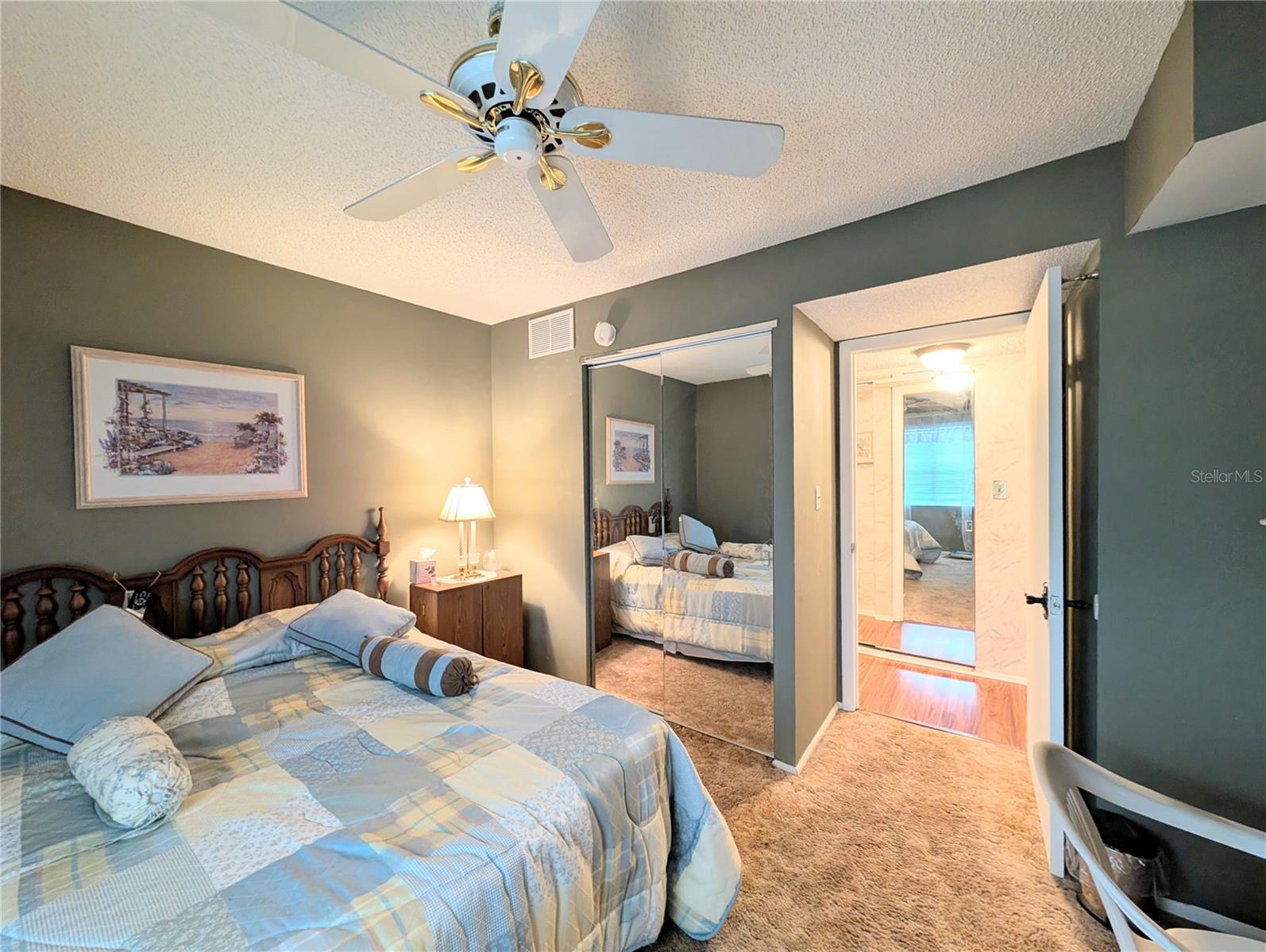 BAYSHORE ON THE LAKE APTS II SEC 3 - Residential