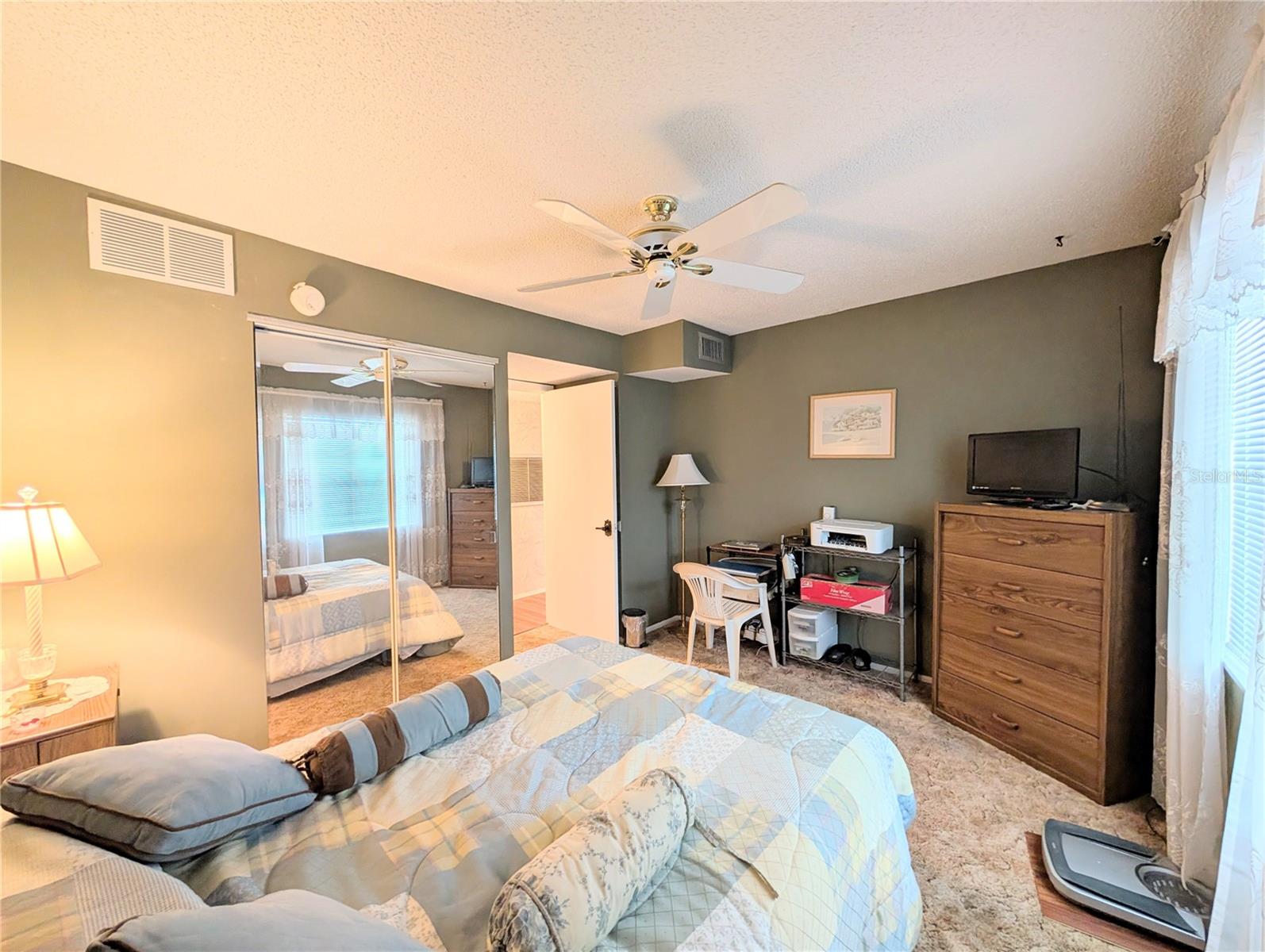 BAYSHORE ON THE LAKE APTS II SEC 3 - Residential