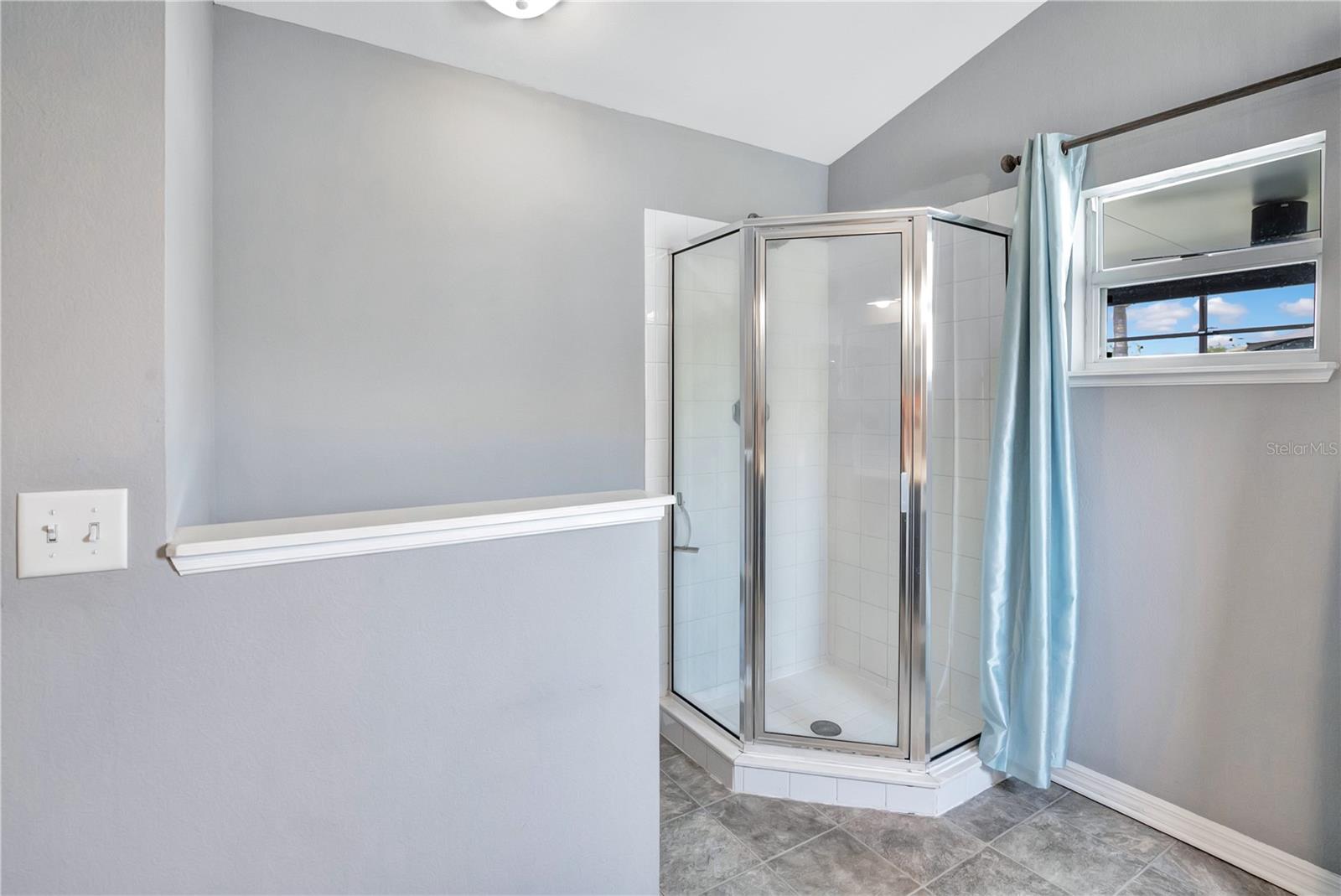 LAKEVIEW RESERVE 46/149 - Residential