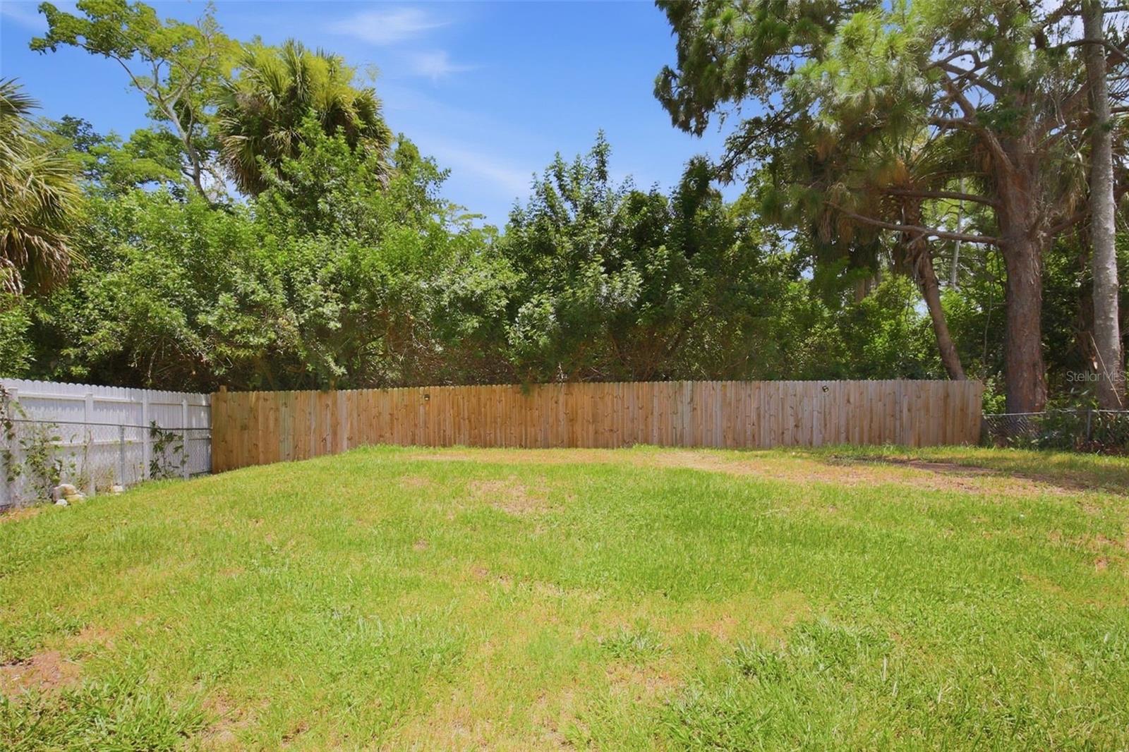 BROWN ACRES - Residential
