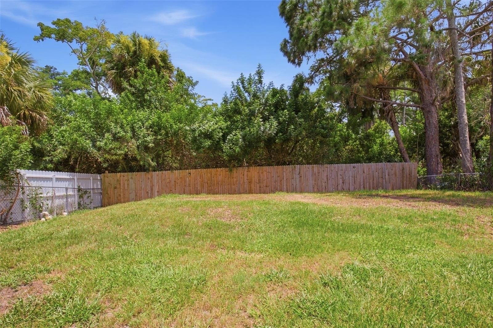 BROWN ACRES - Residential