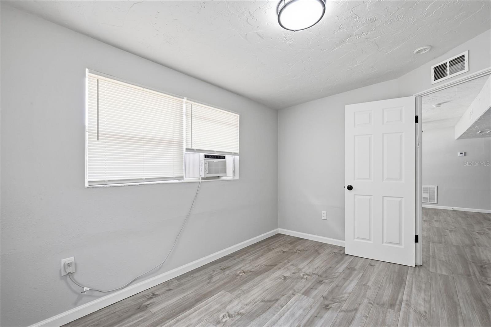 BROWN ACRES - Residential