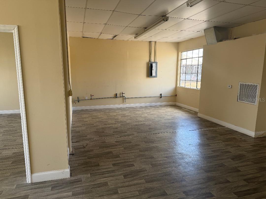 TOWN OF AVON PARK SEC 21 - Commercial Sale