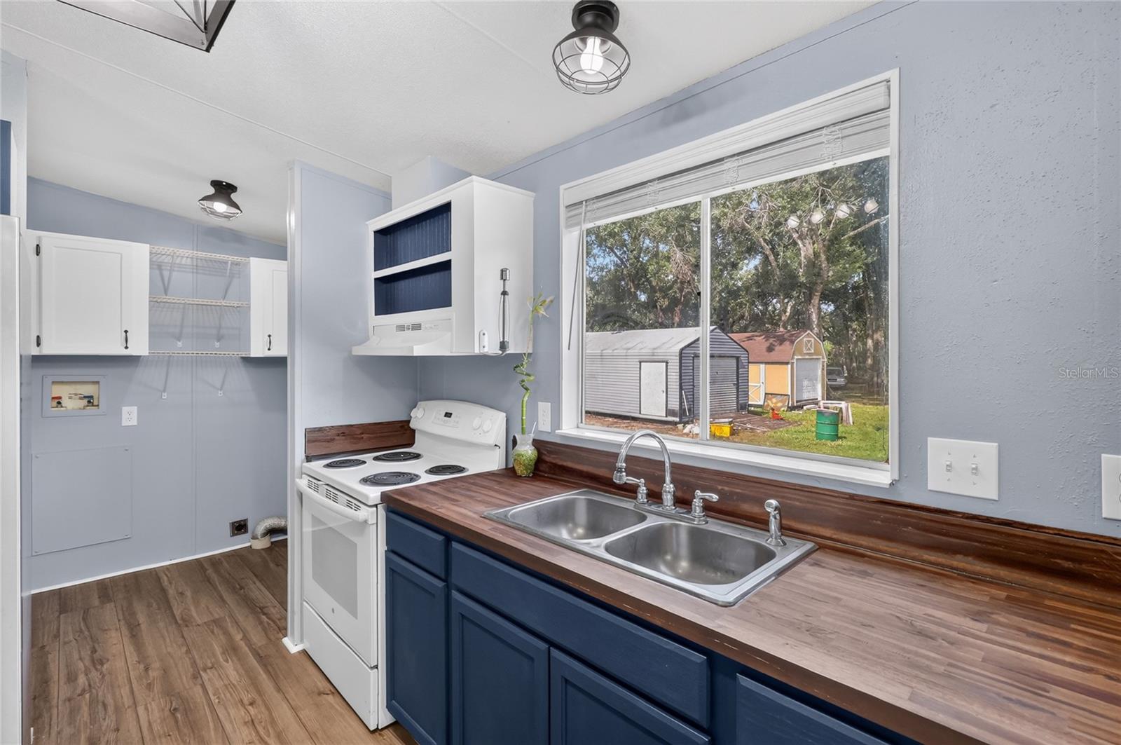 KOSSUTHVILLE - Residential