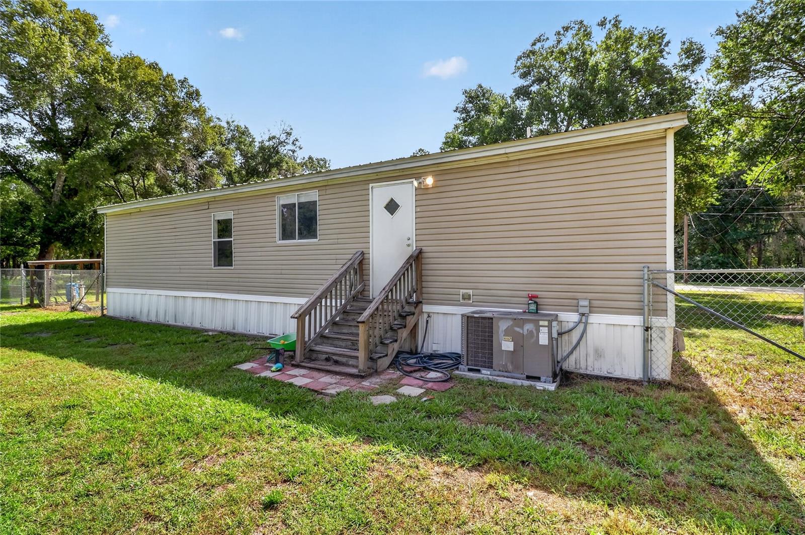 KOSSUTHVILLE - Residential