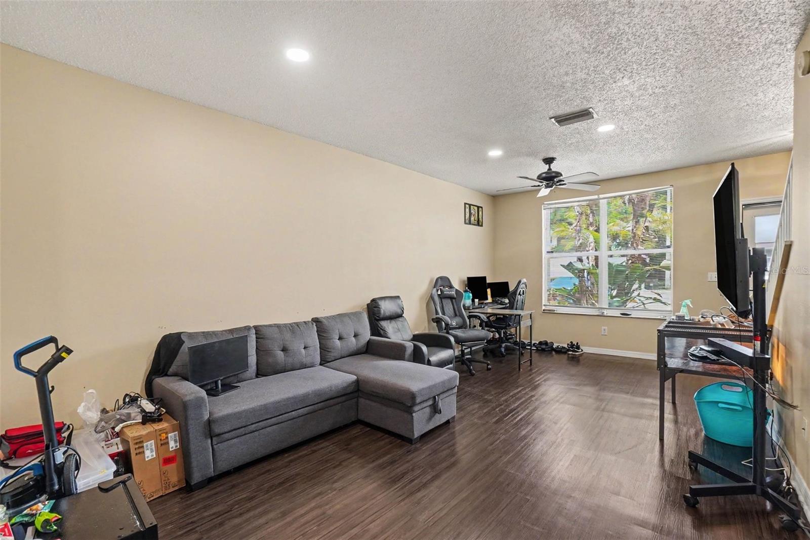 OSPREY RUN TWNHMS PH 2 - Residential