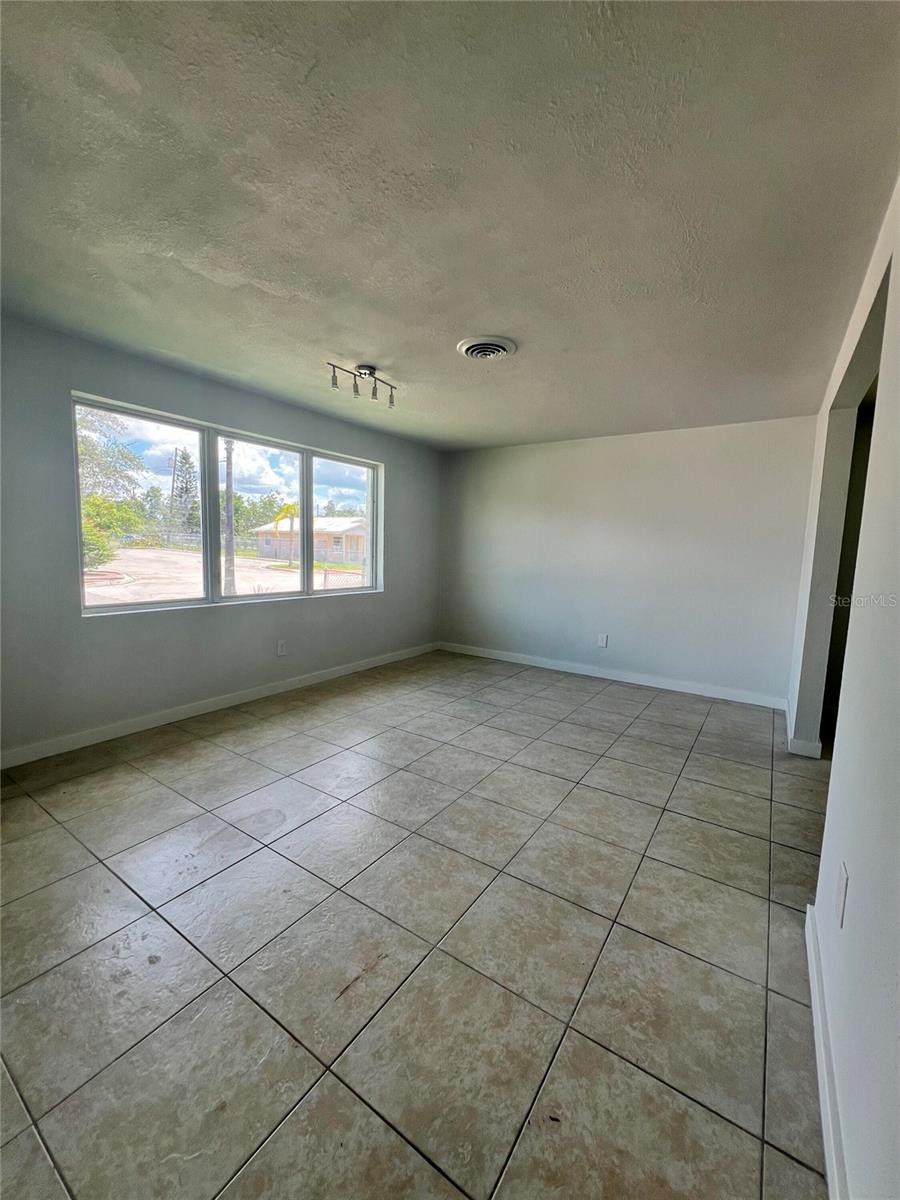 TOWN OF SEBRING ADD 07 - Residential