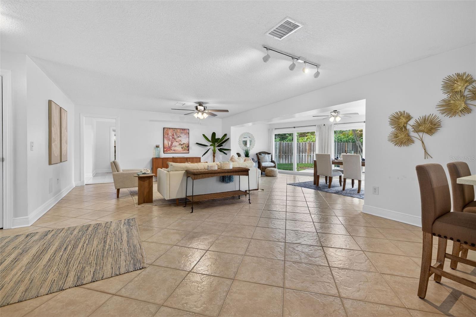 EDEN ISLE 1ST ADD - Residential