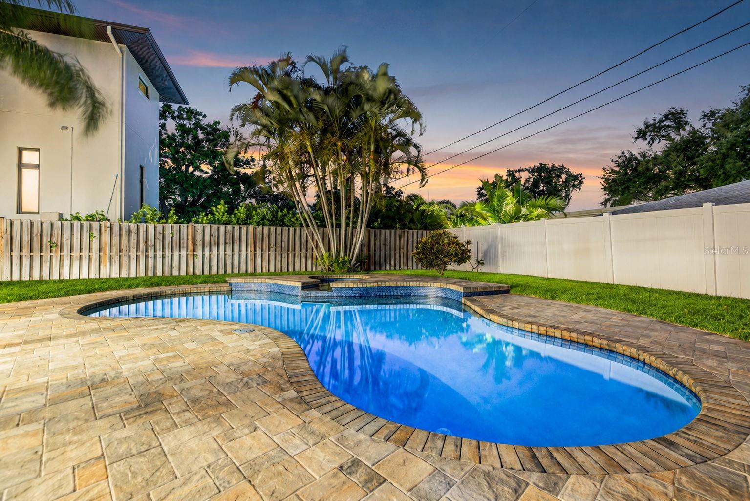 EDEN ISLE 1ST ADD - Residential