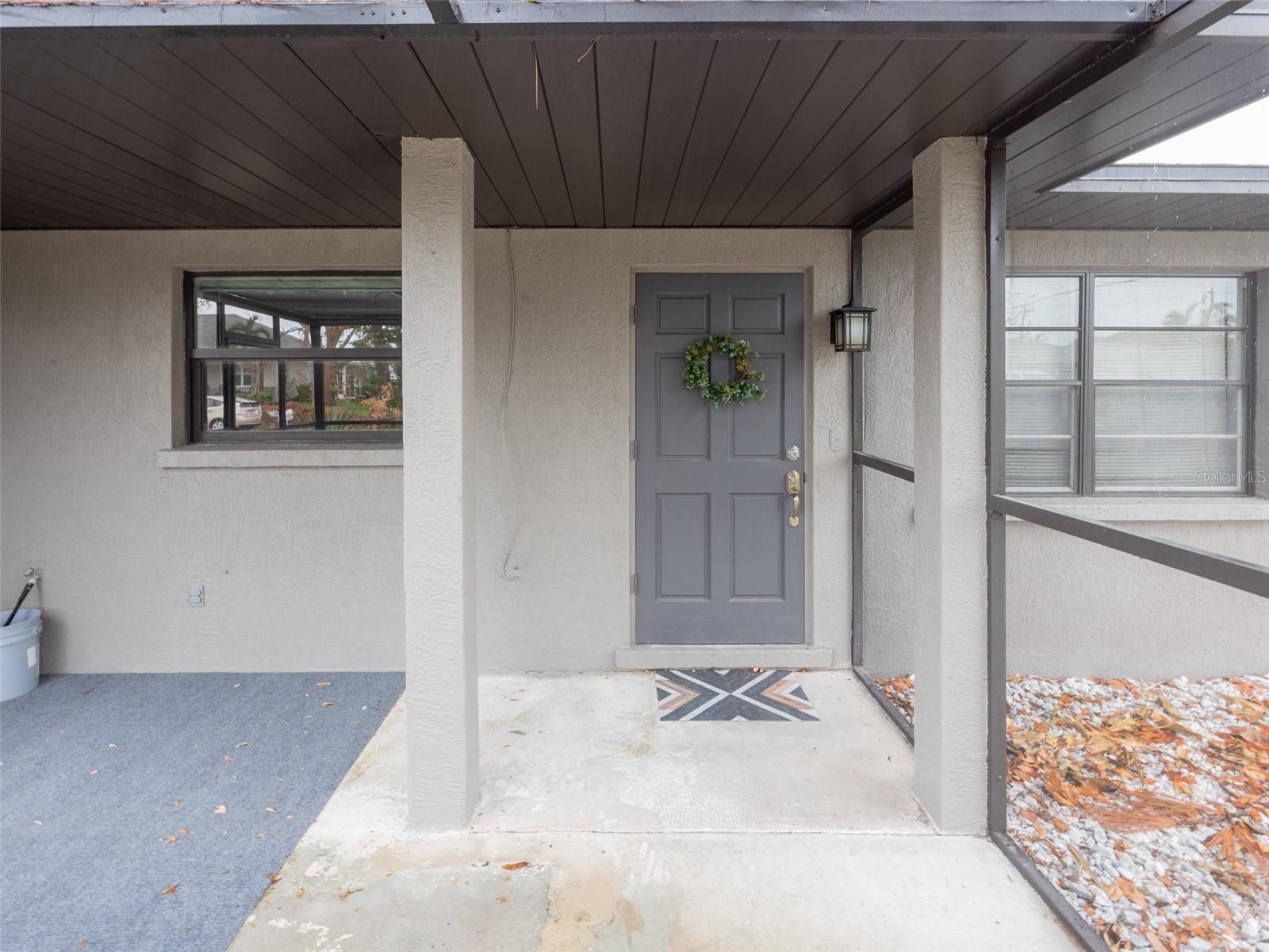 SOUTH VENICE - Residential