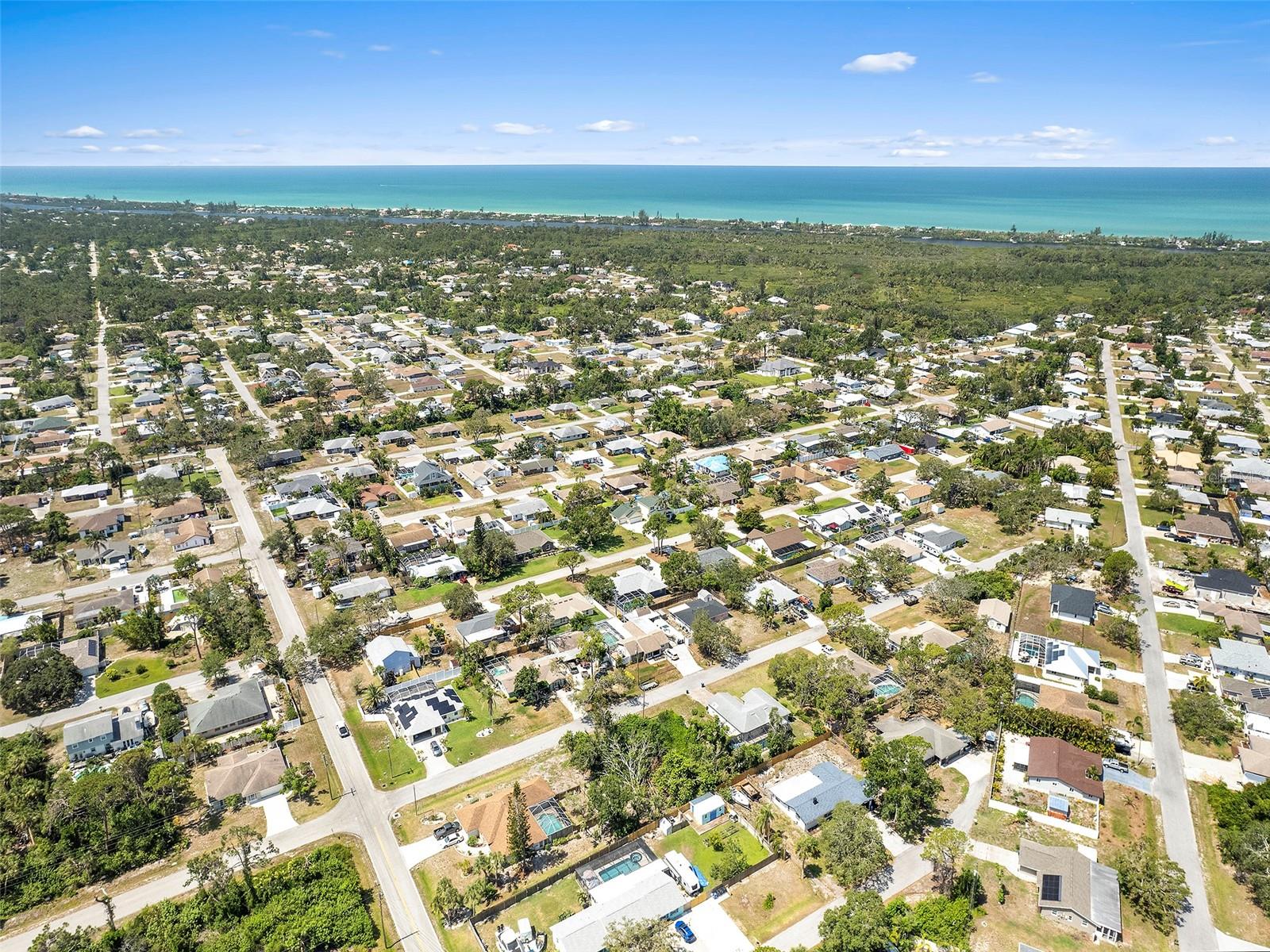 SOUTH VENICE - Residential