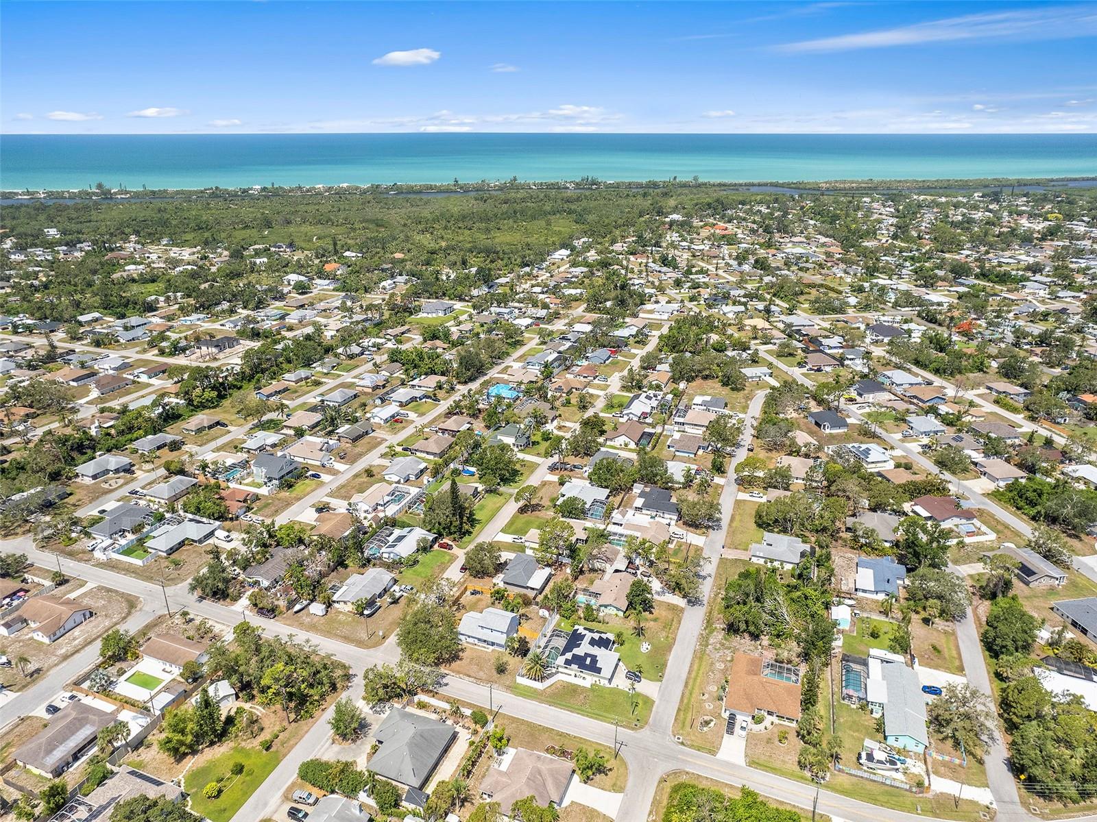SOUTH VENICE - Residential
