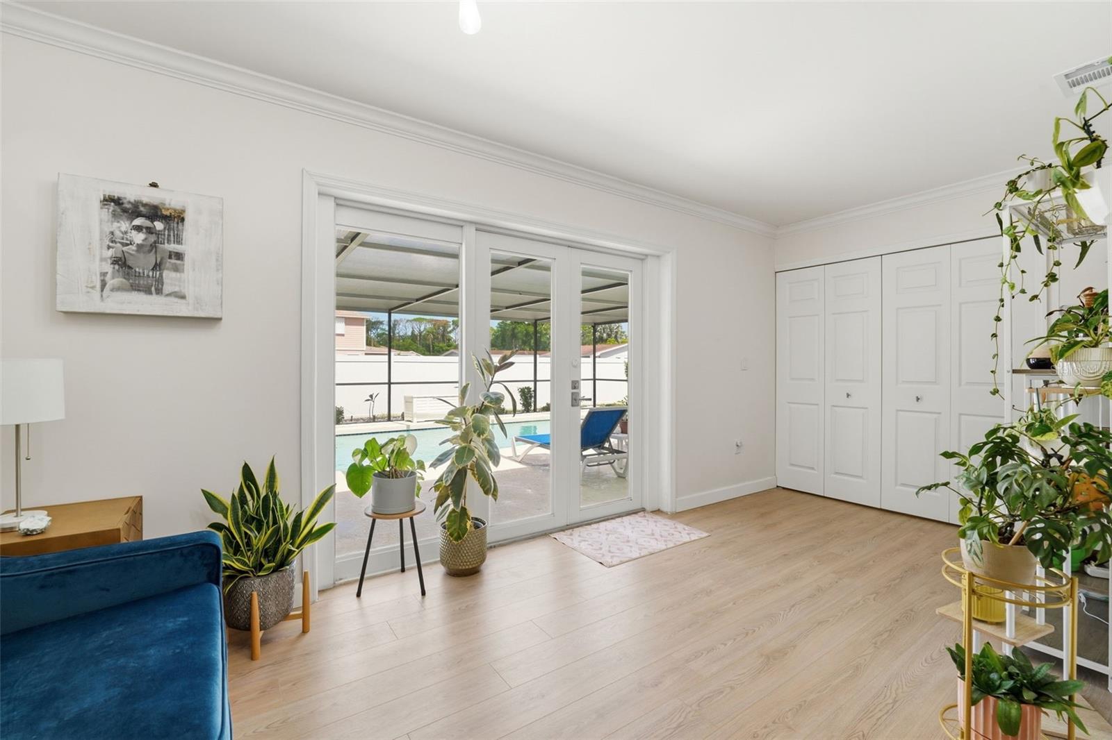 SARASOTA SPGS - Residential