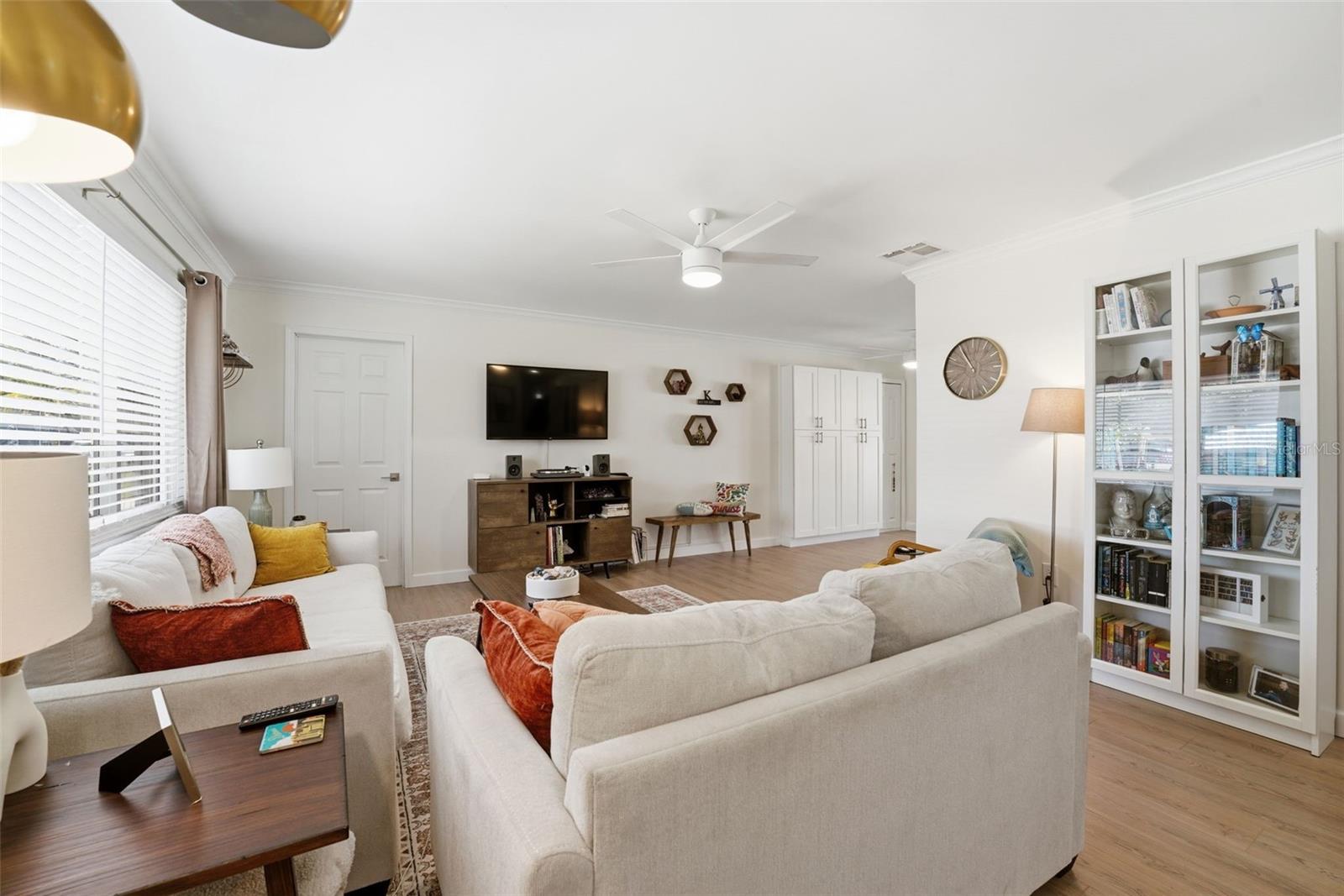 SARASOTA SPGS - Residential