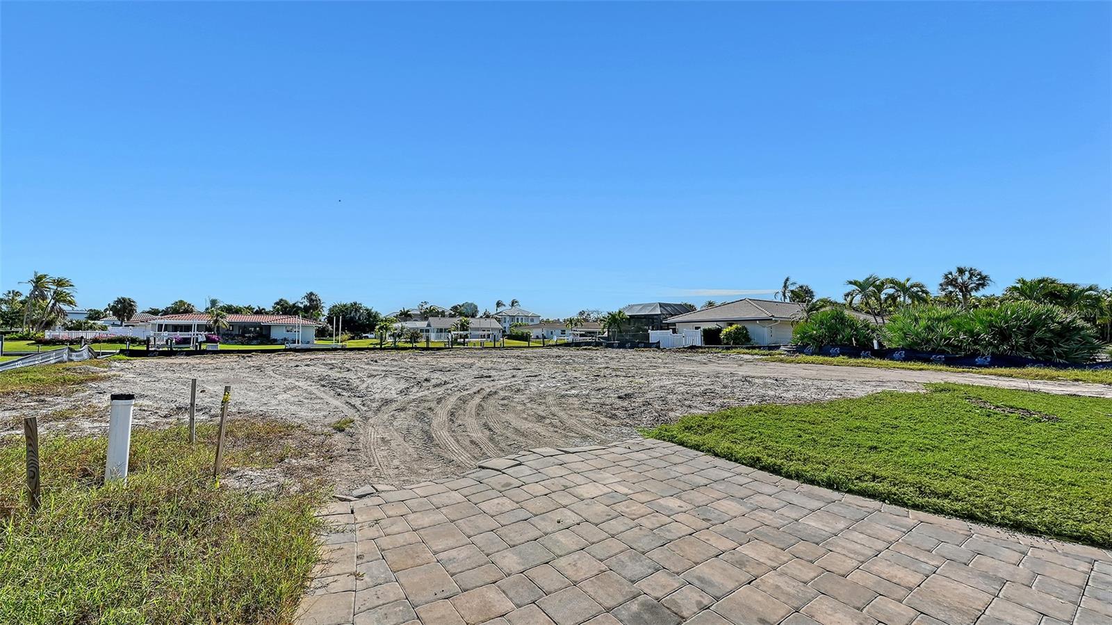 COUNTRY CLUB SHORES SEC 01 - Land