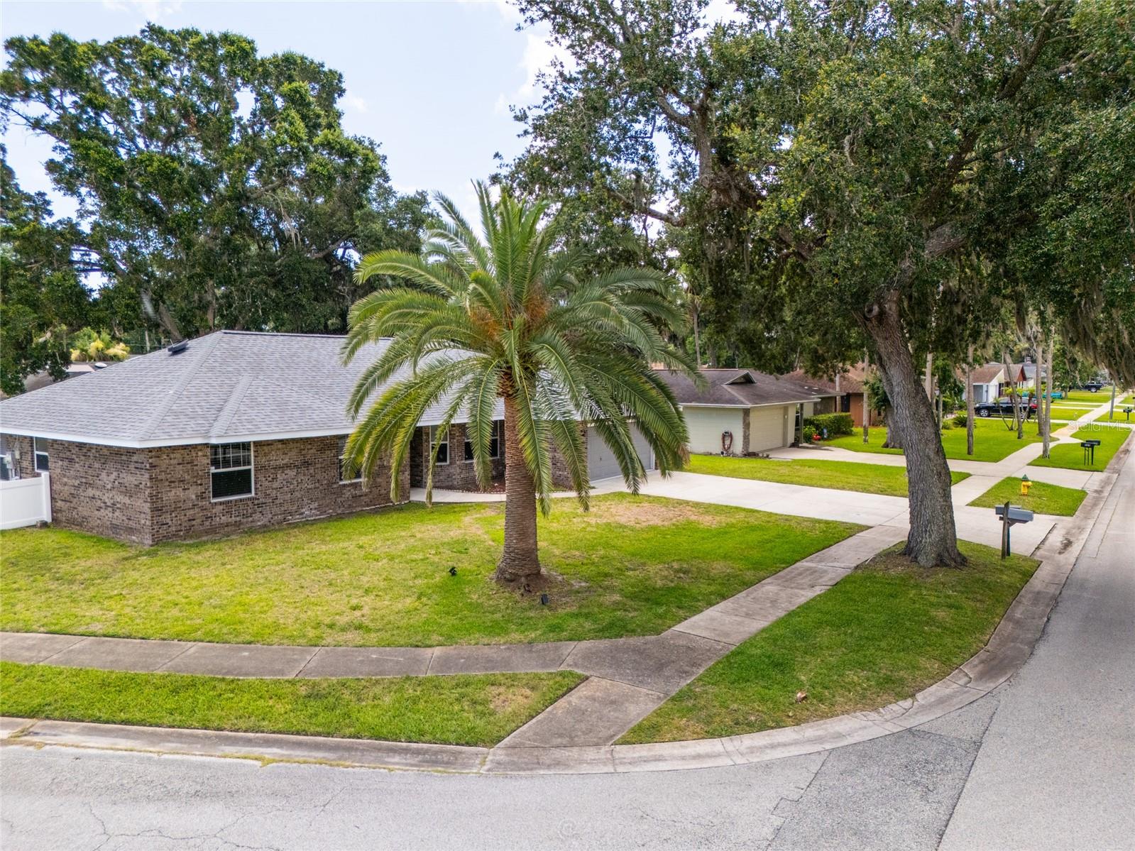DEEP FOREST - Residential Lease