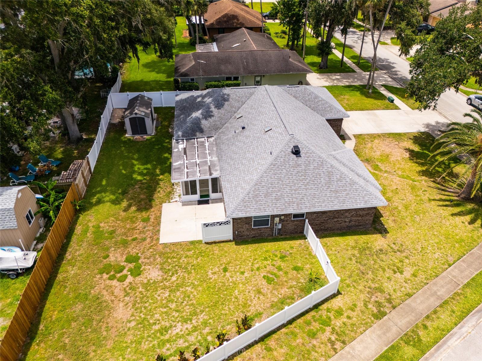 DEEP FOREST - Residential Lease