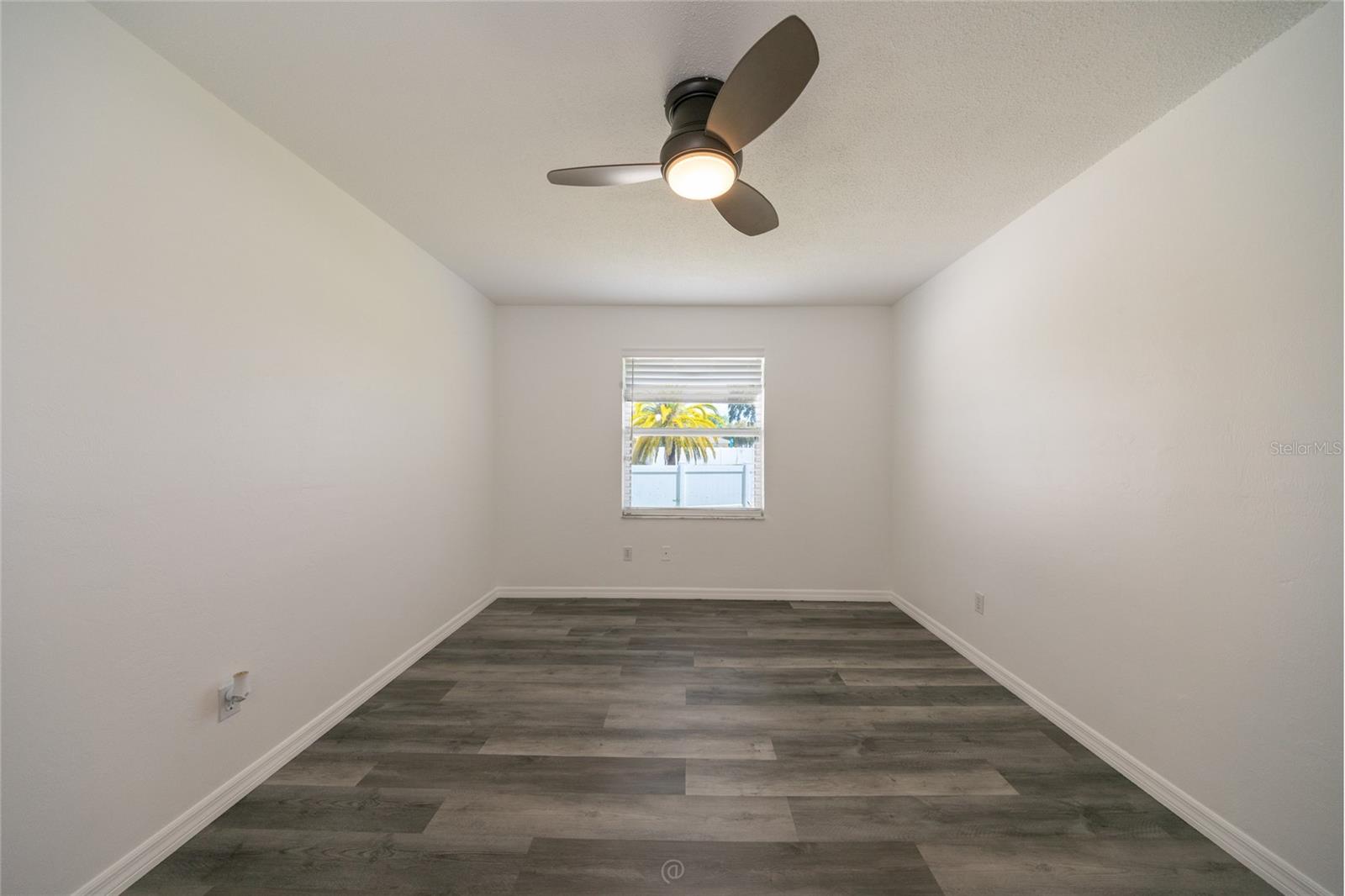 DEEP FOREST - Residential Lease