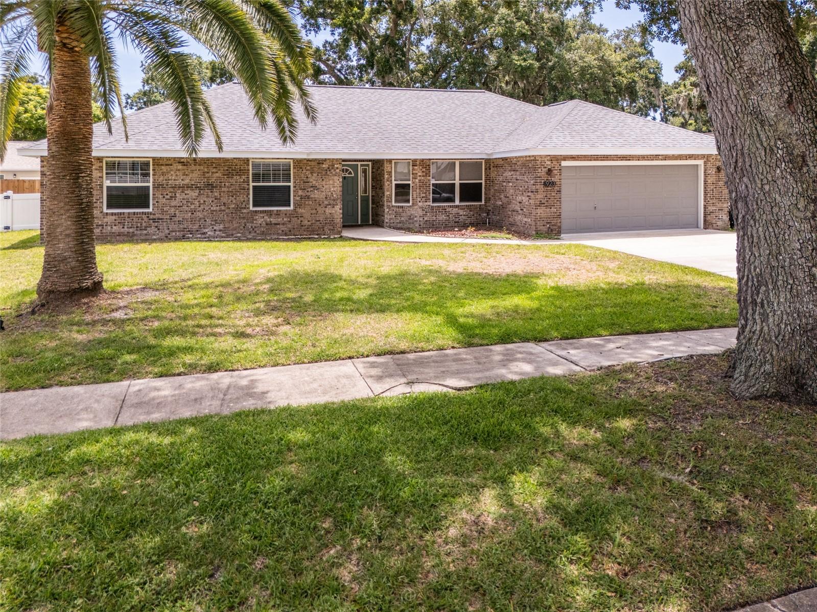DEEP FOREST - Residential Lease